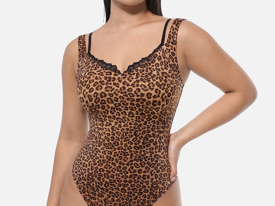 Luxe Lace V-Neck Shaping Thong Bodysuit