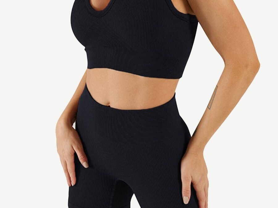 Chic Low-Neck Yoga Suit