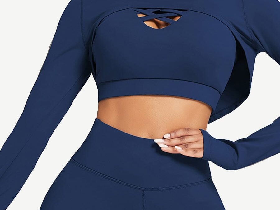 Hooded Crop Top with Detachable Cups for Active Women