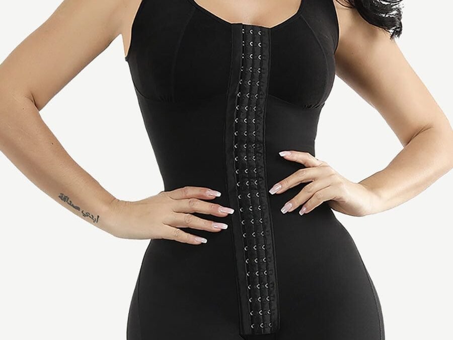 Luxe Lace Hook U-Neck Plus Size Body Shaper